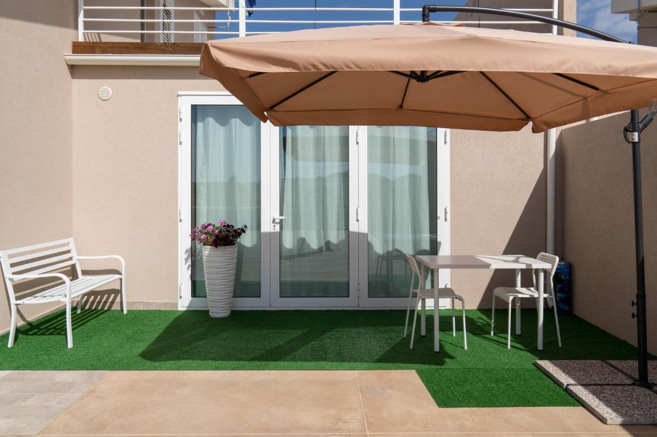 Nni Mia Hotel Modica Kültér fotó
